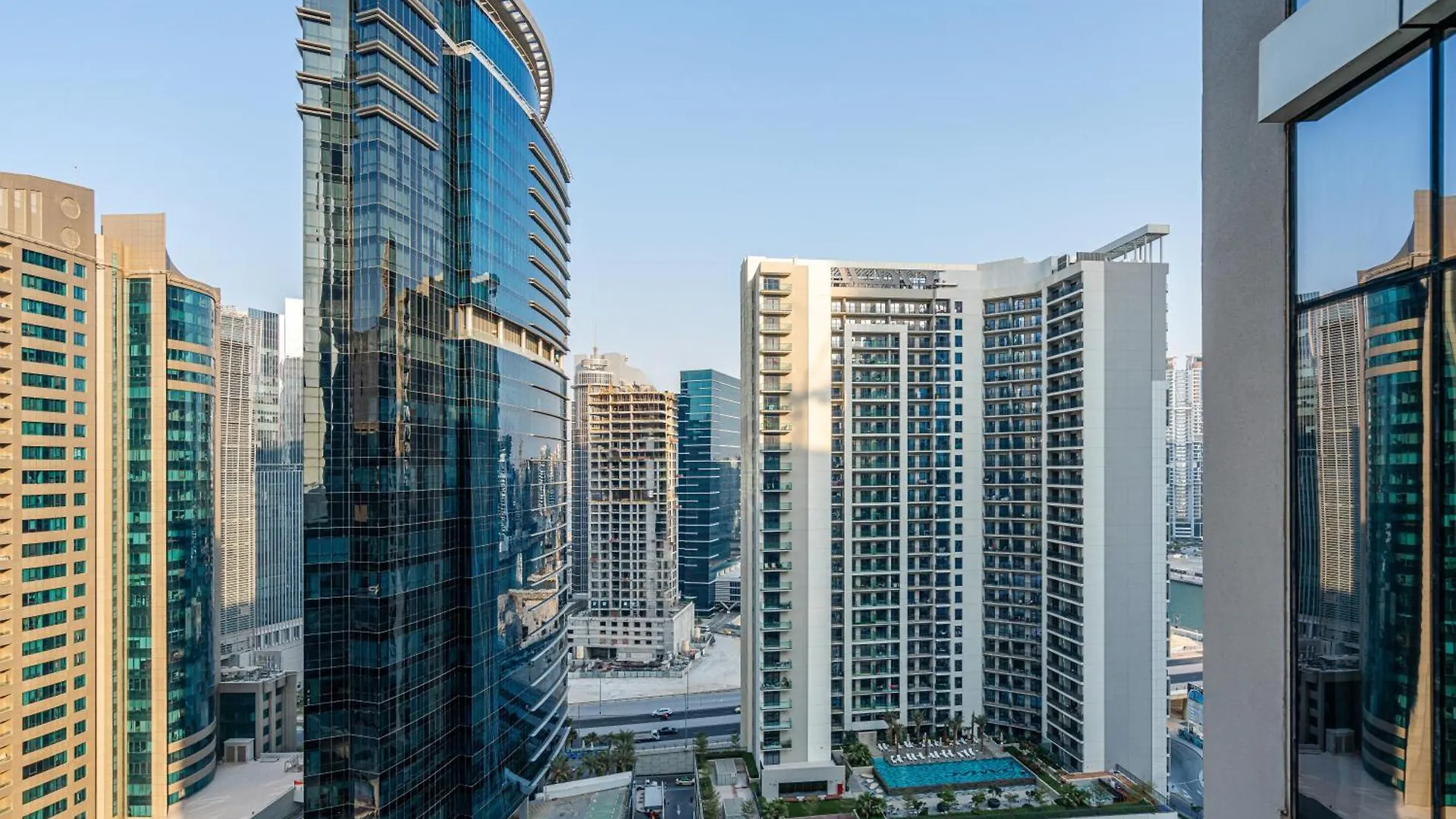 Apartment Citihome - 1Br At Merano Tower By Damac Dubai